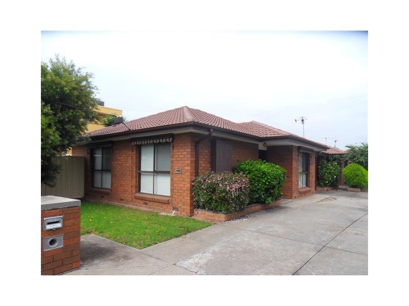 1/5 Upton Street, Altona VIC 3018