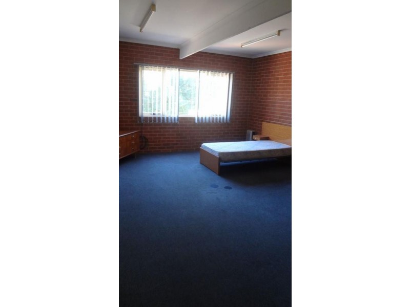 1/25 Harrington Square, Altona VIC 3018