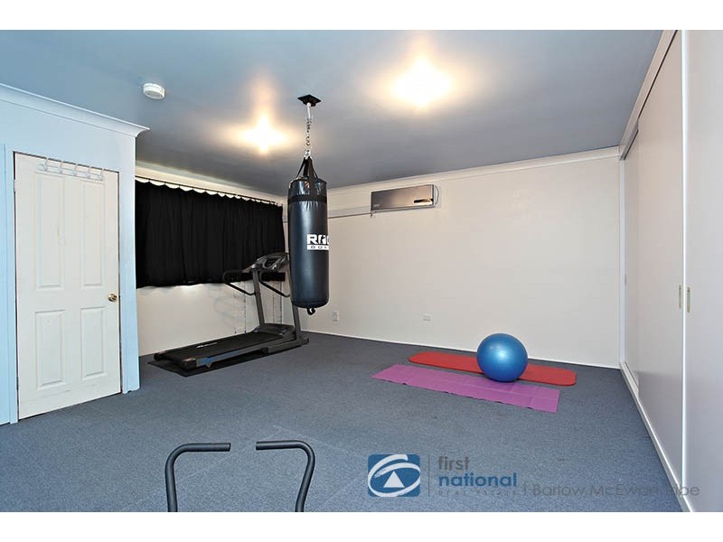 8 Cain Court, Altona VIC 3018