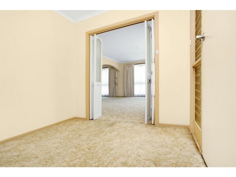 212 Civic Parade, Altona VIC 3018