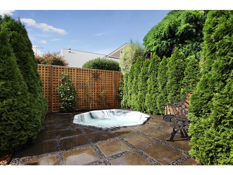 5 Maidstone Street, Altona VIC 3018