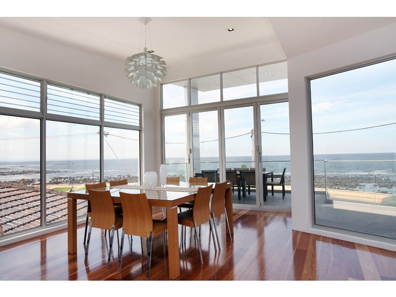 47 Esplanade, Altona VIC 3018