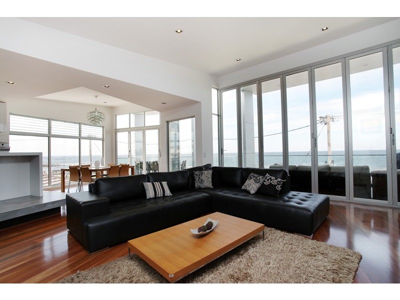 47 Esplanade, Altona VIC 3018