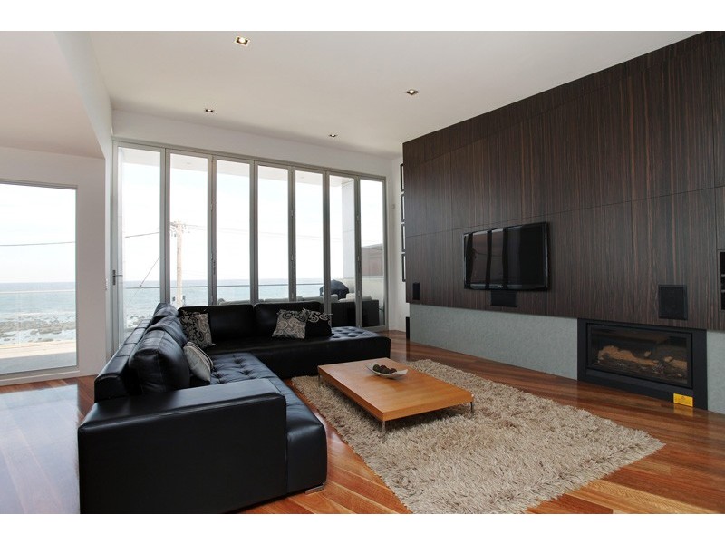 47 Esplanade, Altona VIC 3018