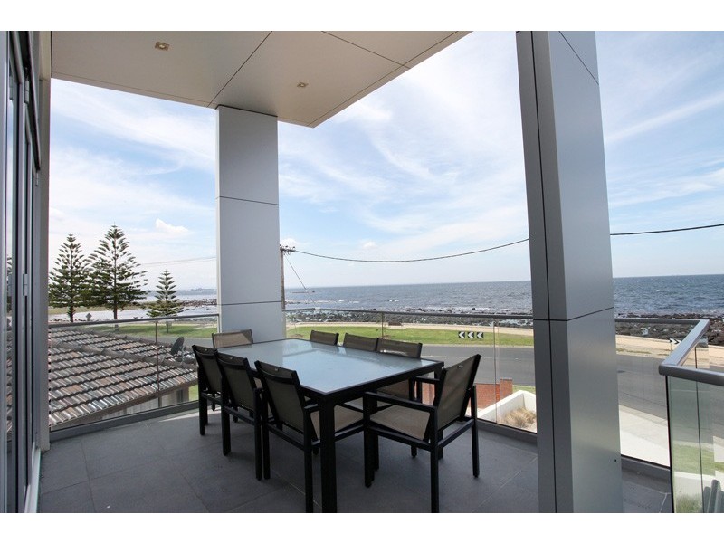 47 Esplanade, Altona VIC 3018