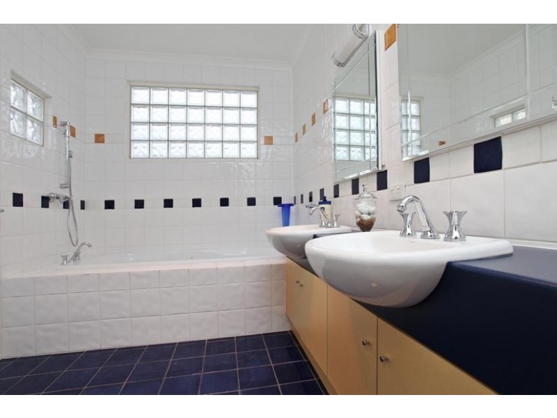 13 Davies Street, Altona VIC 3018