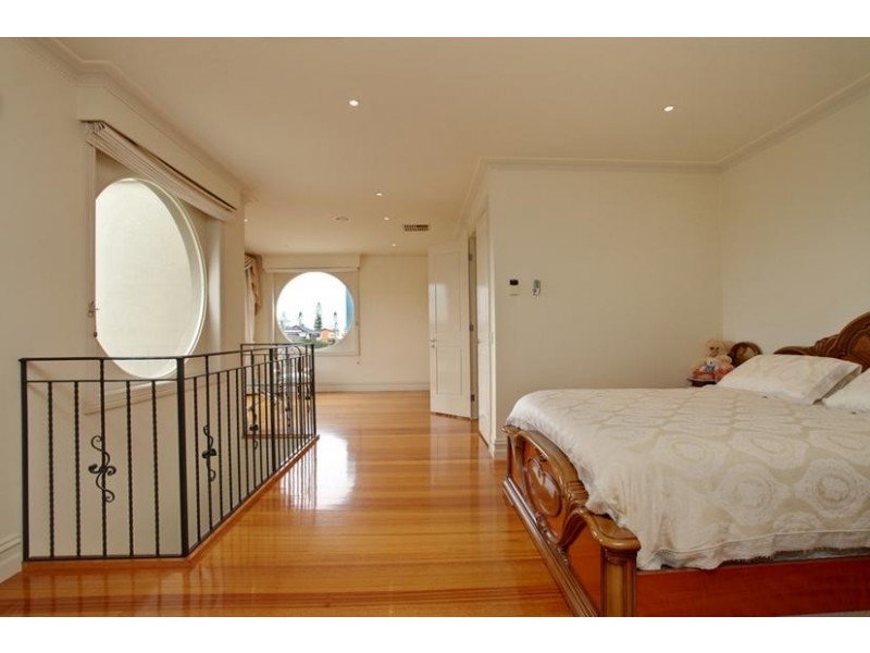 13 Davies Street, Altona VIC 3018