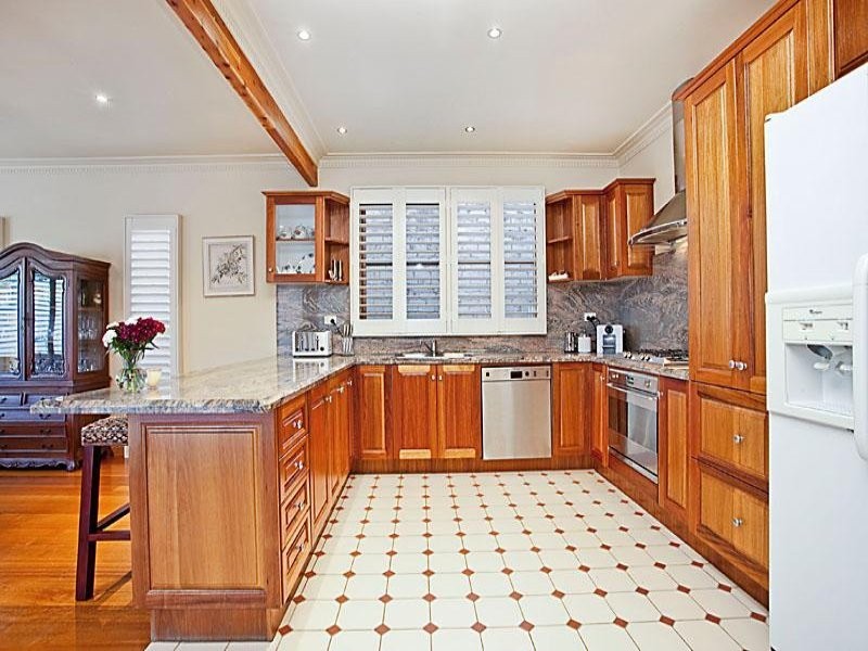 4 Myrtle Grove, Altona VIC 3018