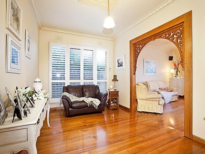 4 Myrtle Grove, Altona VIC 3018
