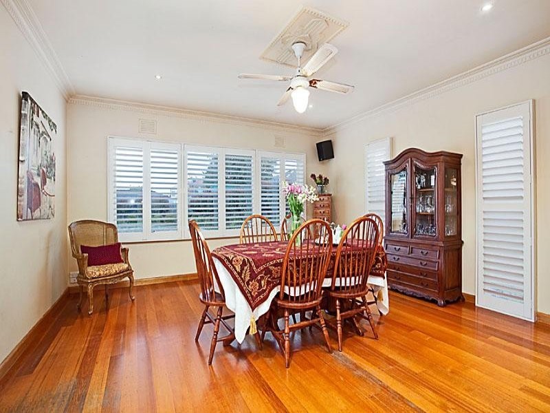 4 Myrtle Grove, Altona VIC 3018