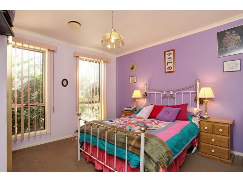 9 Eddison Close, Altona Meadows VIC 3028