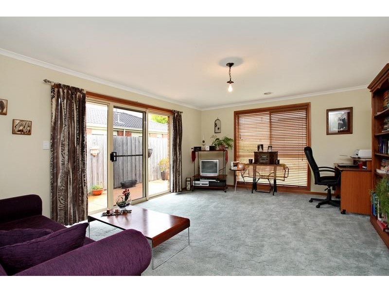 22 Lan Avenue, Altona Meadows VIC 3028