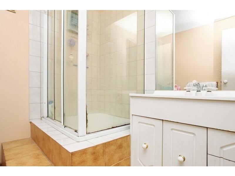 37A Featherby Way, Altona Meadows VIC 3028