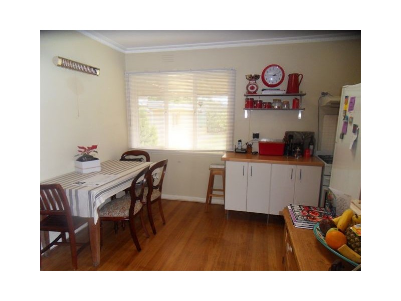 5 Bracken Grove, Altona VIC 3018