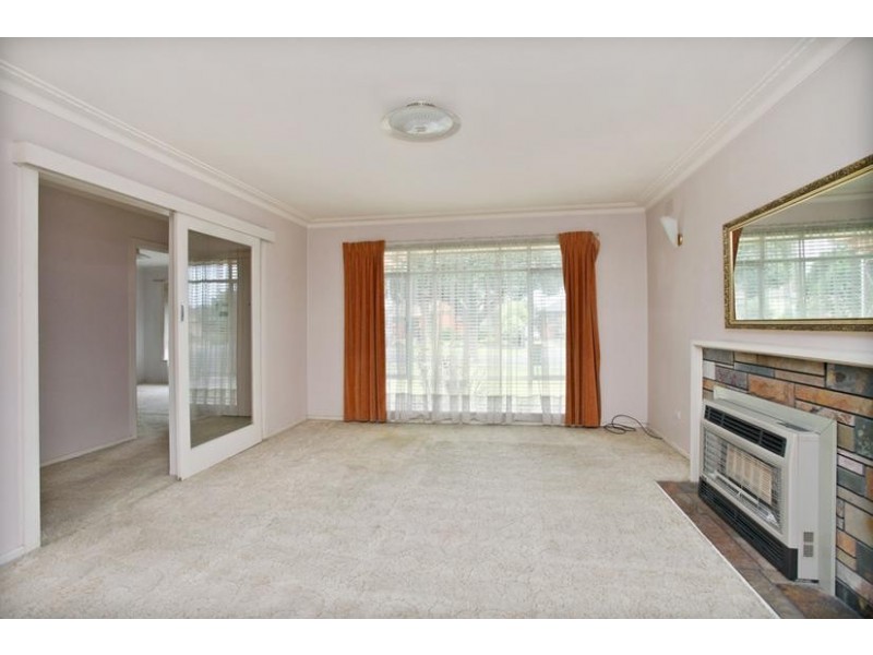 23 Fenfield Street, Altona VIC 3018