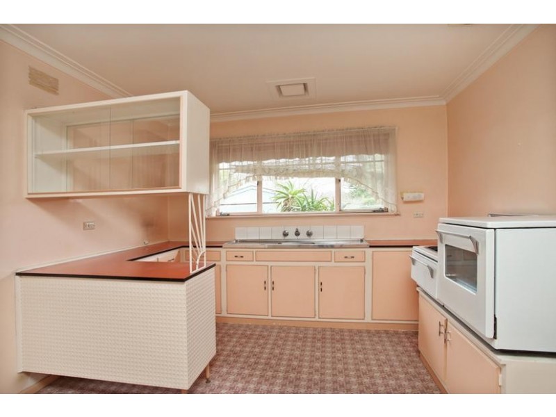 23 Fenfield Street, Altona VIC 3018