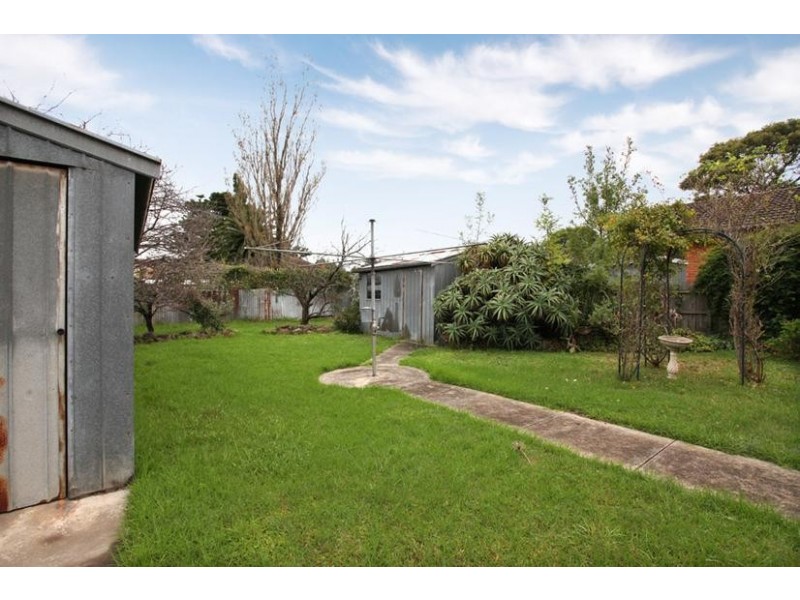 23 Fenfield Street, Altona VIC 3018