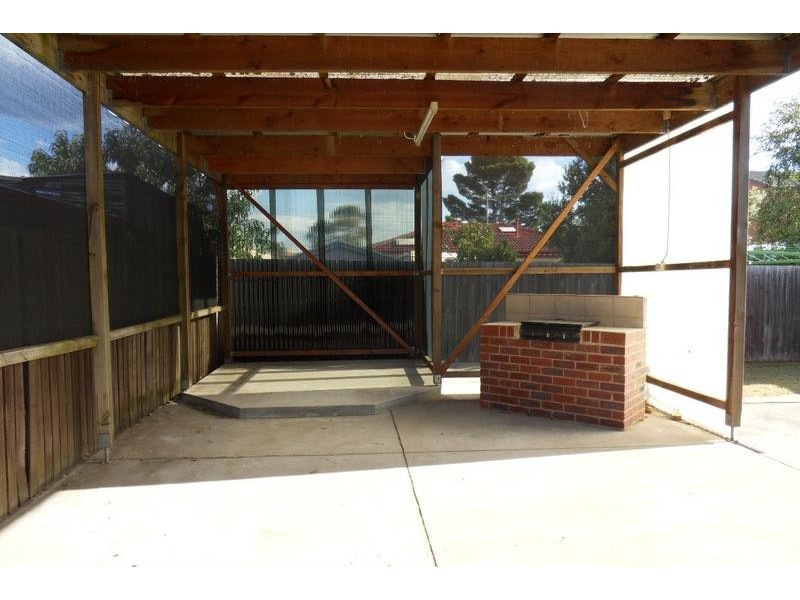 14 Barwise Street, Laverton VIC 3028