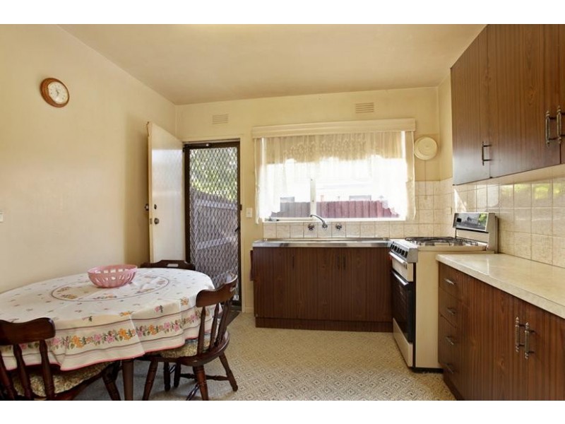 1/83 Railway Street, Altona VIC 3018