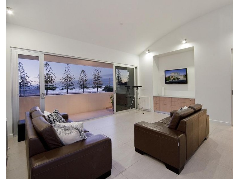 1 Davies Street, Altona VIC 3018