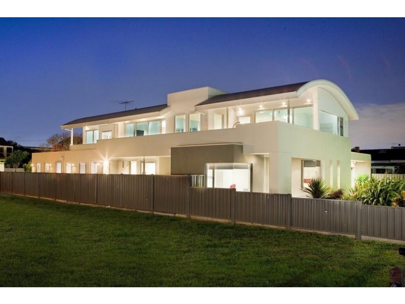 1 Davies Street, Altona VIC 3018