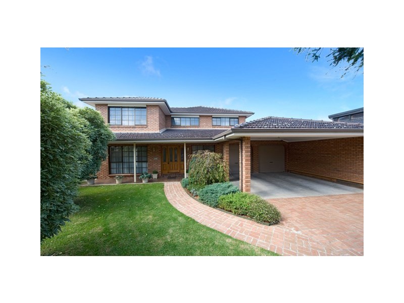13 McAlpine Court, Altona VIC 3018