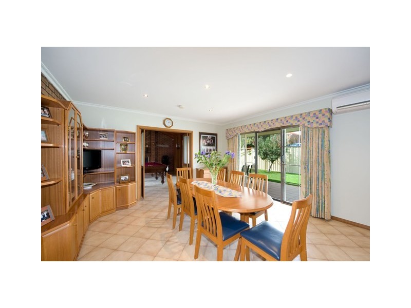 13 McAlpine Court, Altona VIC 3018