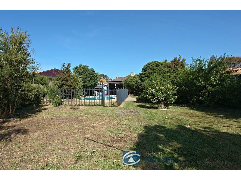 12 Seagull Avenue, Altona VIC 3018