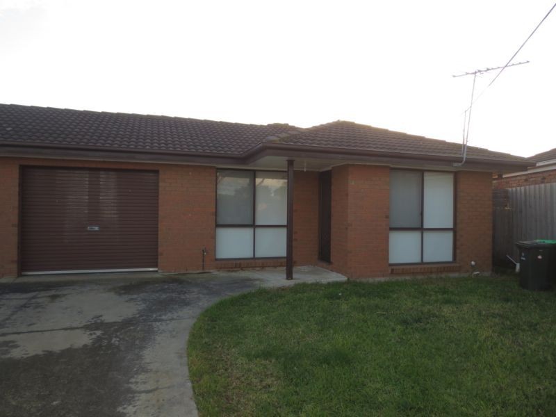 1/10 Cox Court, Altona Meadows VIC 3028