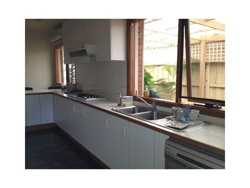 14 Taegtow Way, Altona Meadows VIC 3028