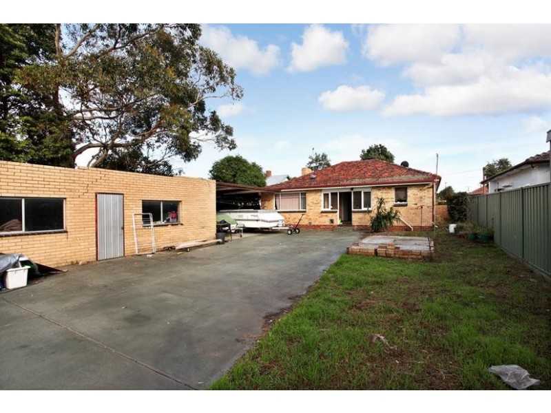 6 Seaview Crescent, Altona VIC 3018