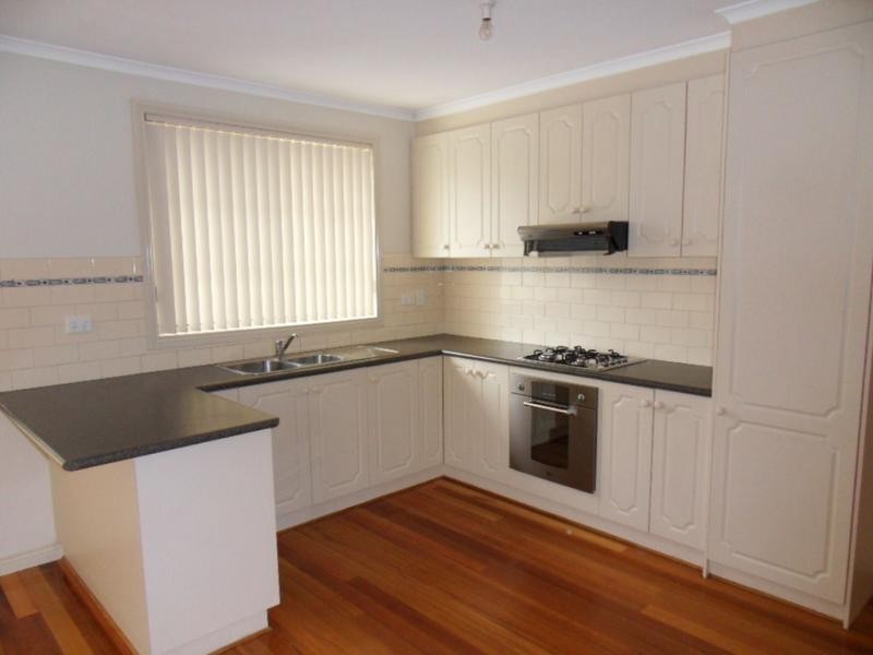 3/32 Jeffrey Avenue, Altona North VIC 3025