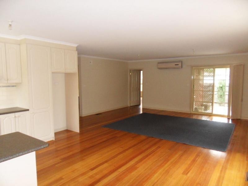 3/32 Jeffrey Avenue, Altona North VIC 3025