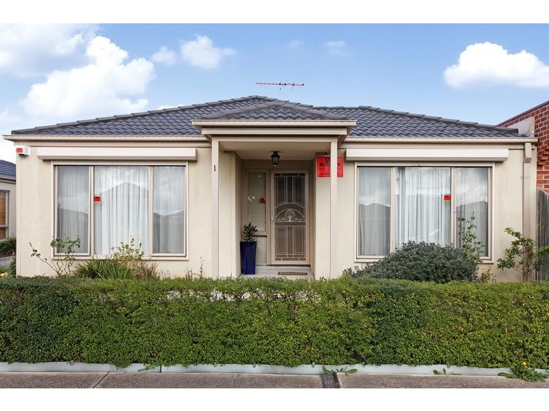1/37-39 May Avenue, Altona Meadows VIC 3028