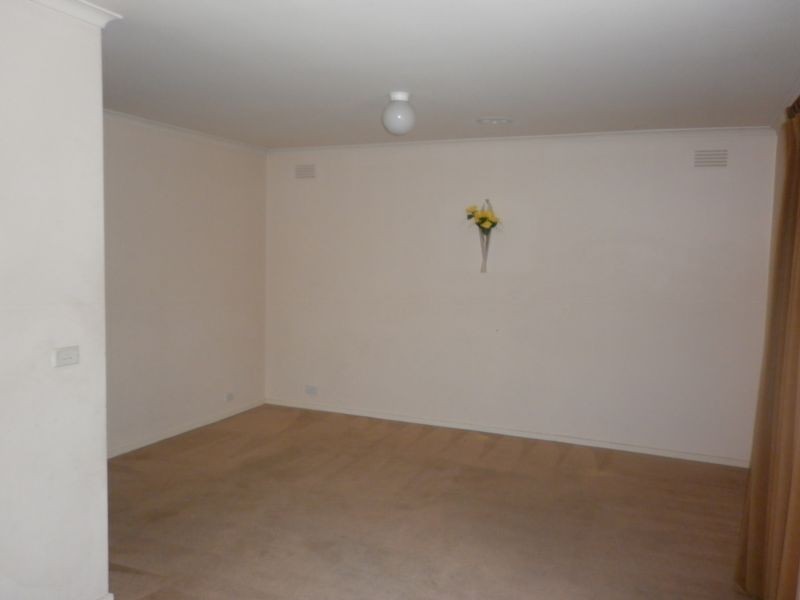 13 Orville Street, Altona Meadows VIC 3028