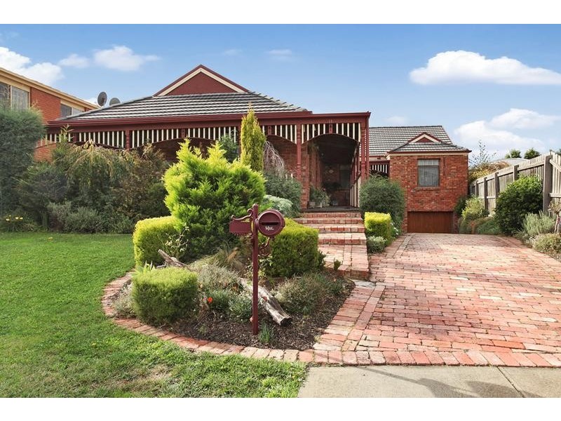11 Markham Way, Altona Meadows VIC 3028