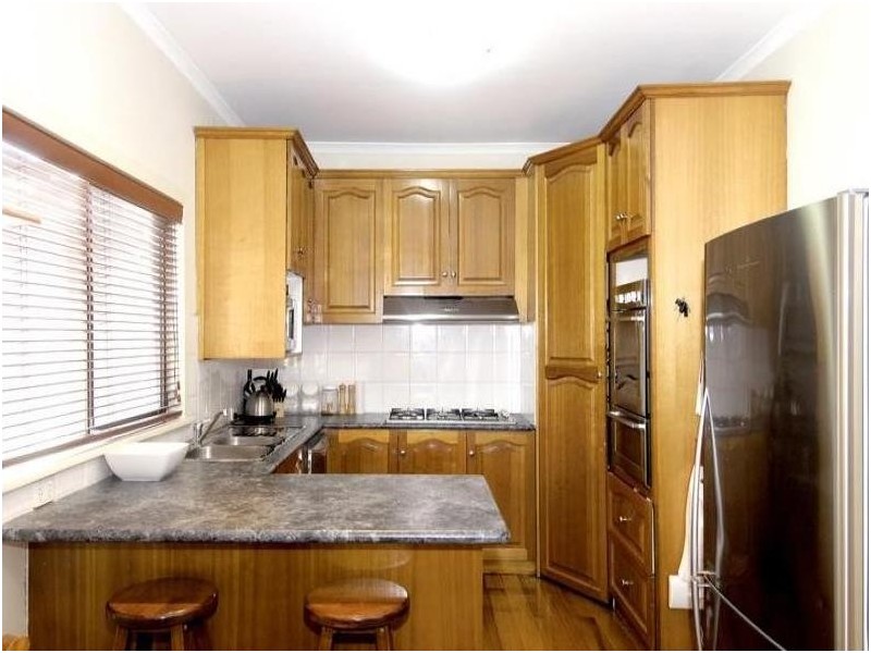 36 Conifer Avenue, Brooklyn VIC 3012