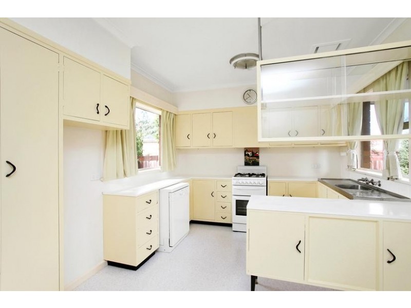 31 Rayner Street, Altona VIC 3018