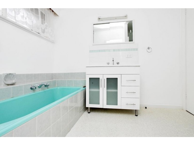 31 Rayner Street, Altona VIC 3018