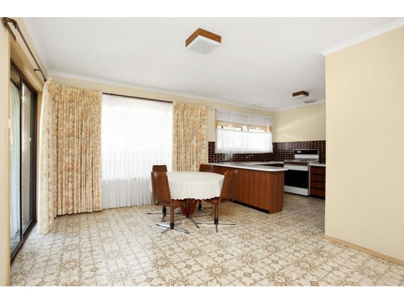 212 Civic Parade, Altona VIC 3018