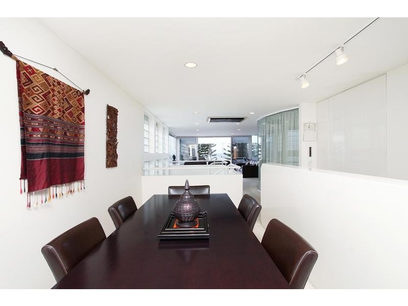 1/33 Esplanade, Altona VIC 3018