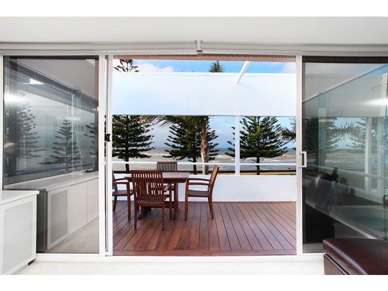 1/33 Esplanade, Altona VIC 3018