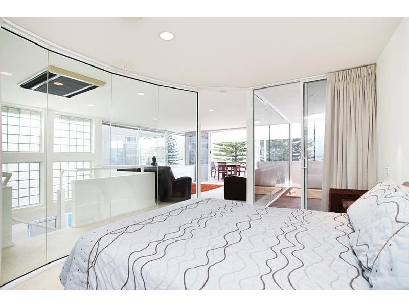 1/33 Esplanade, Altona VIC 3018