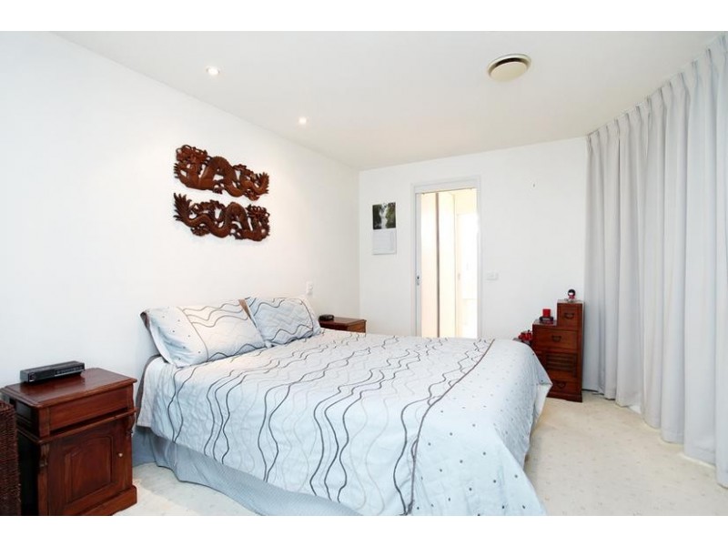 1/33 Esplanade, Altona VIC 3018