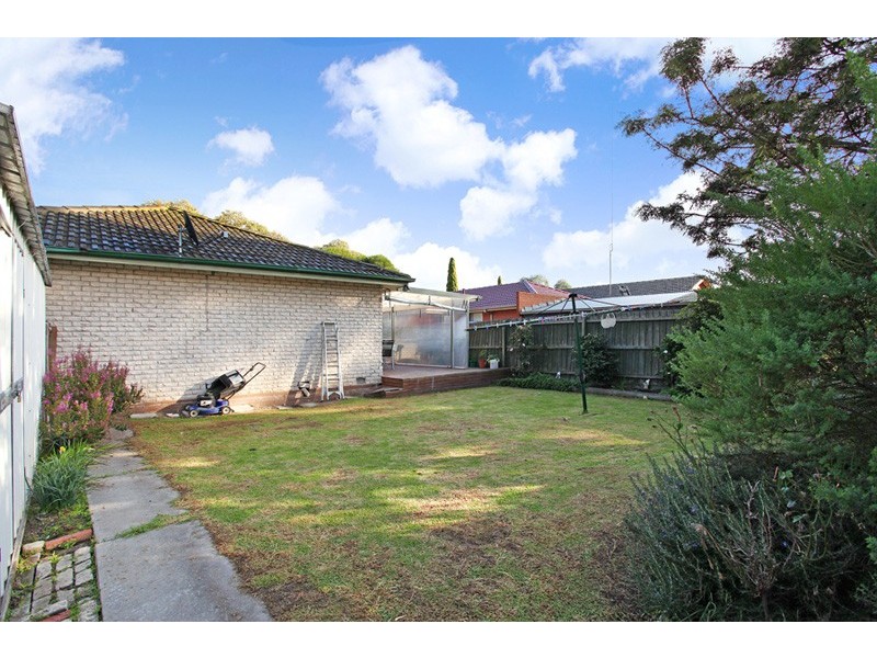 6 McIntyre Drive, Altona VIC 3018