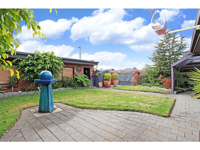 49 Balaclava Avenue, Altona Meadows VIC 3028