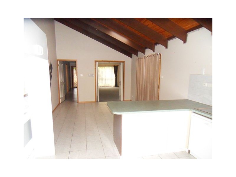 87 South Avenue, Altona Meadows VIC 3028