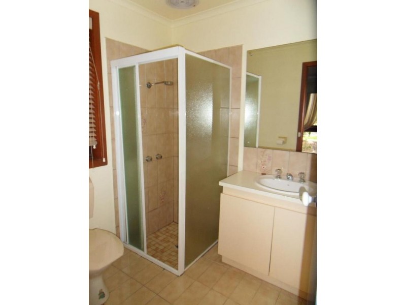 40 Ladynelson Crescent, Altona Meadows VIC 3028