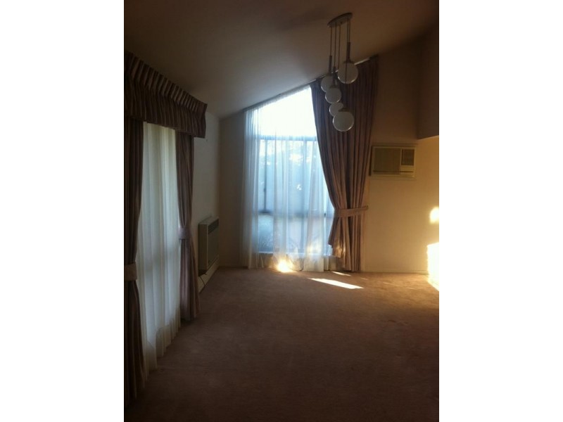 22 Knightsbridge Avenue, Altona Meadows VIC 3028