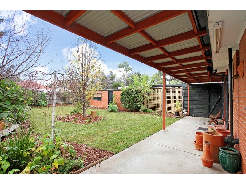 4 Delmont Avenue, Altona VIC 3018